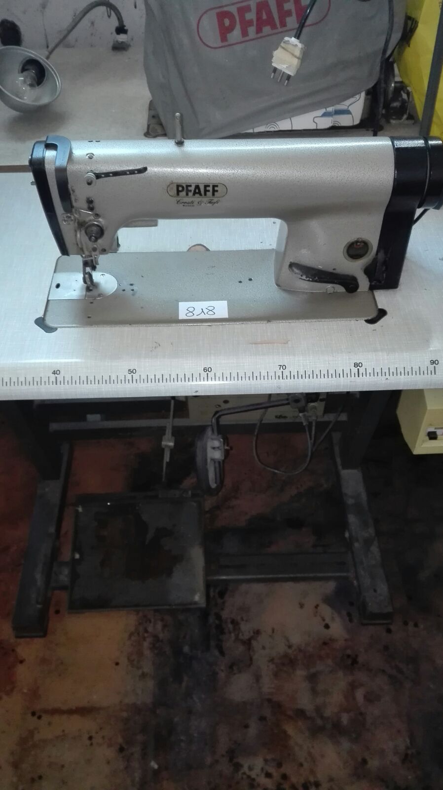 flat-sewing-machine-1-needle-pfaff-563-900