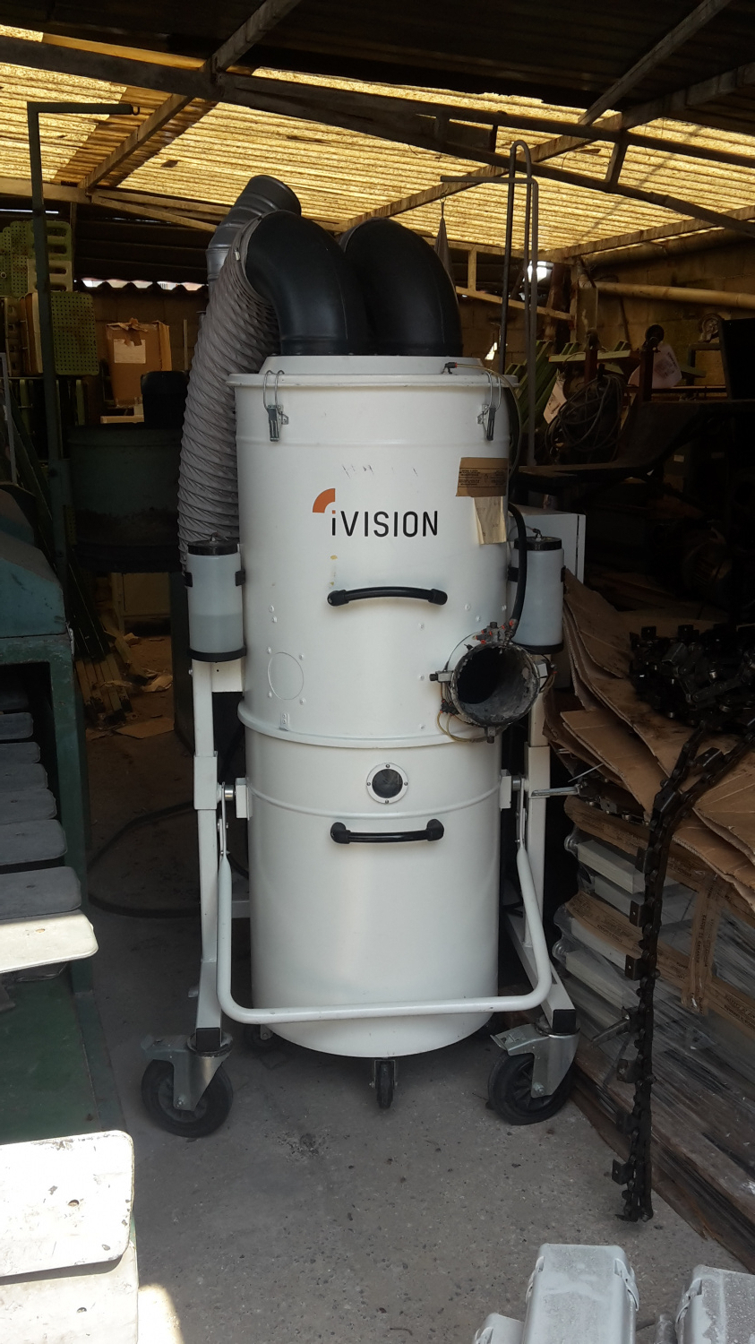 industrial-dust-suction-ivision